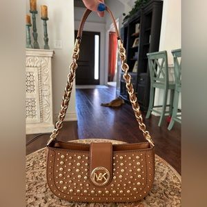 Small Micheal Kors shoulder bag